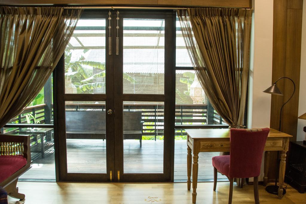 Risasinee Spa & Resort Nan Exteriör bild